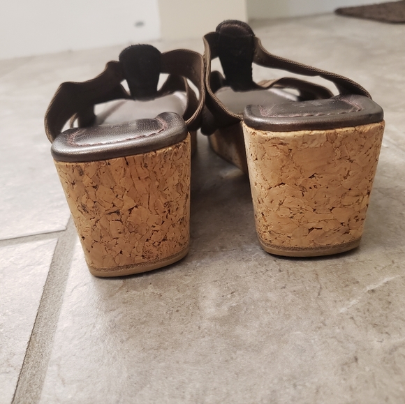 Donald J Pilner Sandals - Picture 3 of 6